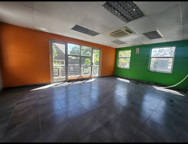 268M² OFFICE TO LET IN VORNA VALLEY